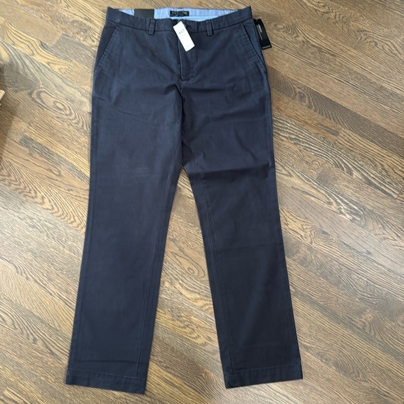 Banana Republic Aiden Stretch Chinos Flat-Front Cotton Blend slim fit - Picture 5 of 5